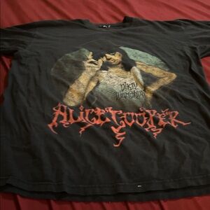 Black Alice Cooper Graphic T-Shirt
Dirty Diamonds Tour 2005